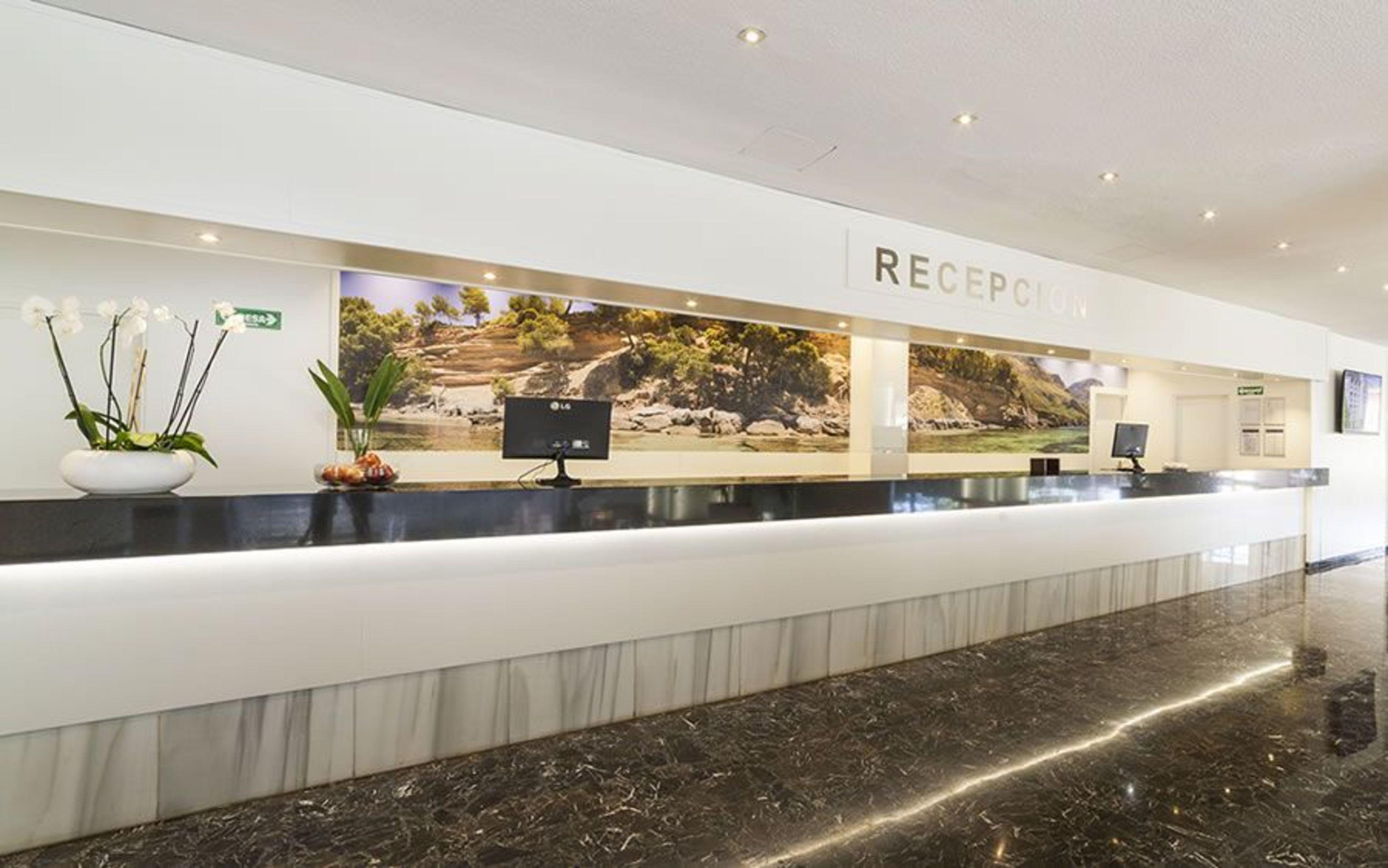 Globales Mimosa Hotel Palmanova Kültér fotó