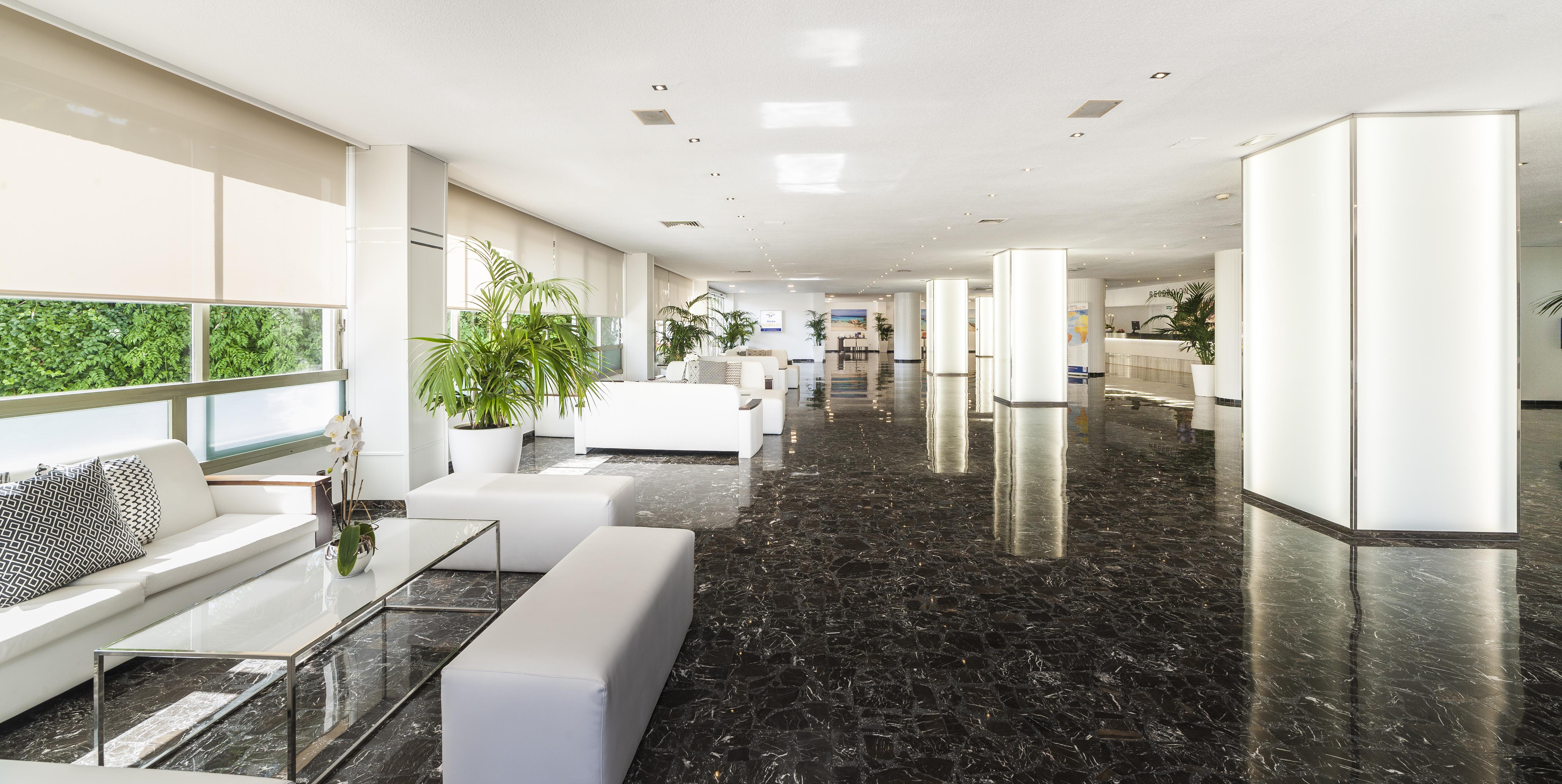 Globales Mimosa Hotel Palmanova Kültér fotó