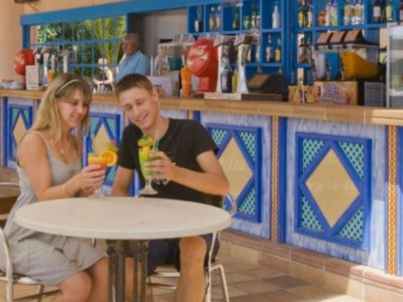 Globales Mimosa Hotel Palmanova Kültér fotó