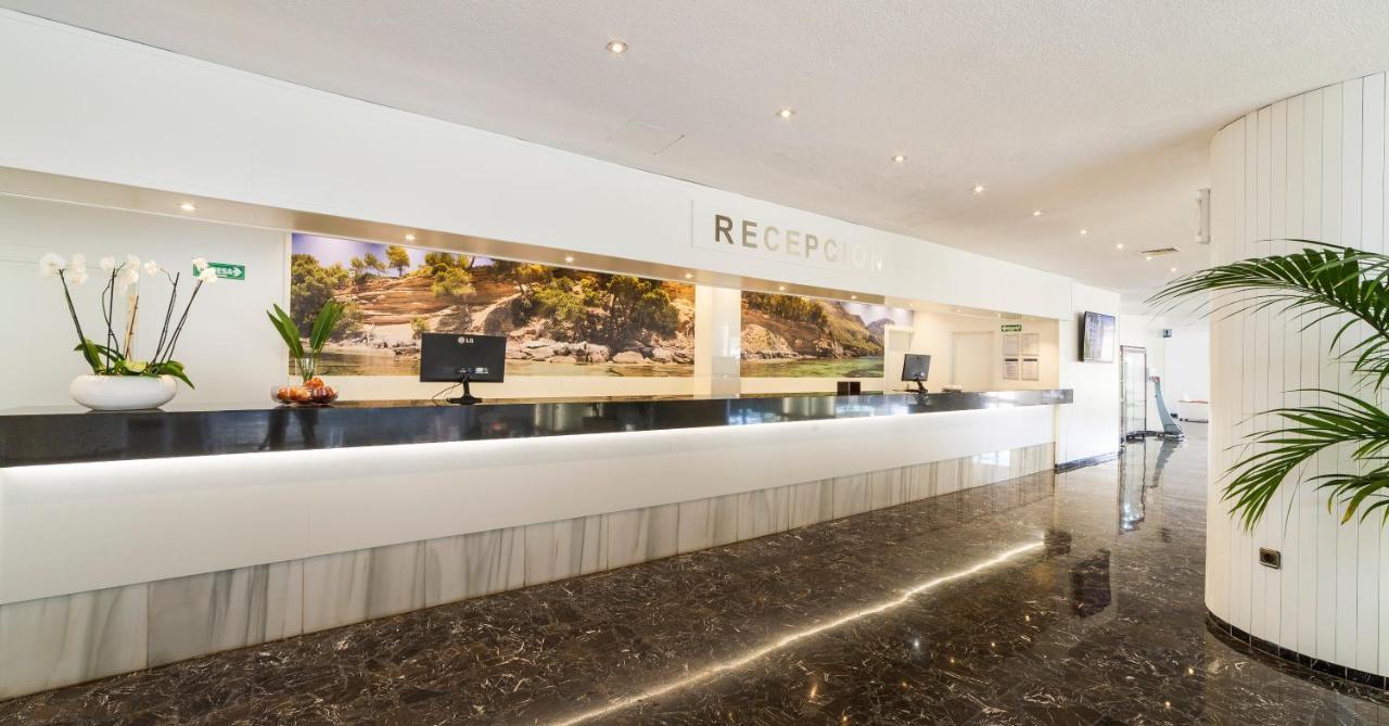 Globales Mimosa Hotel Palmanova Kültér fotó