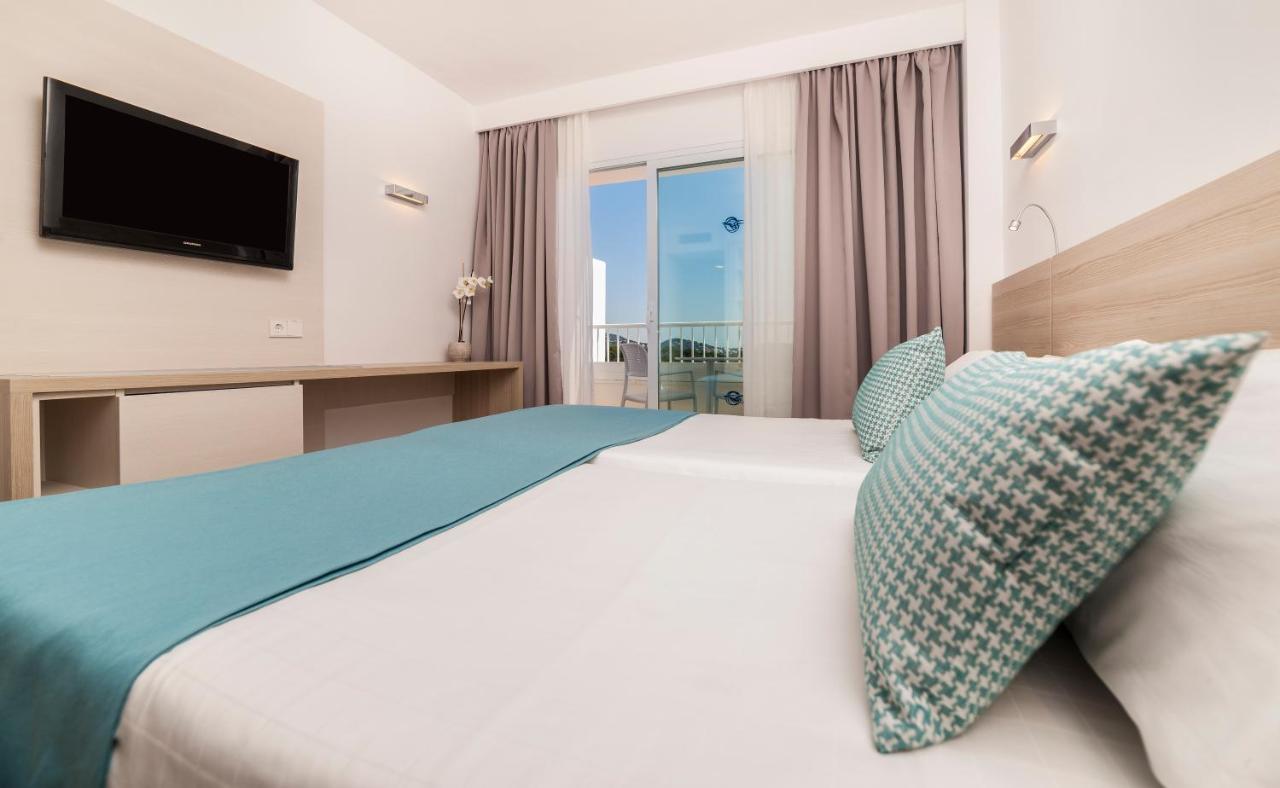 Globales Mimosa Hotel Palmanova Kültér fotó
